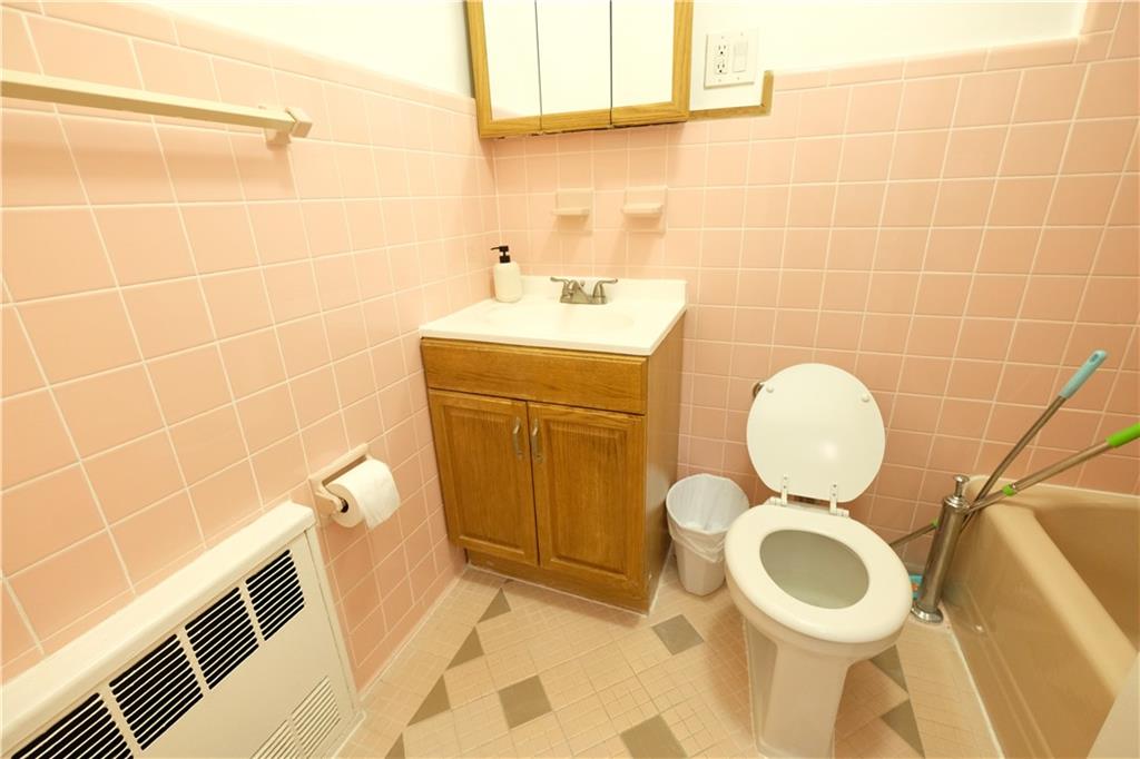 46 Bay 37th Street, Brooklyn, New York, 11214 image 8