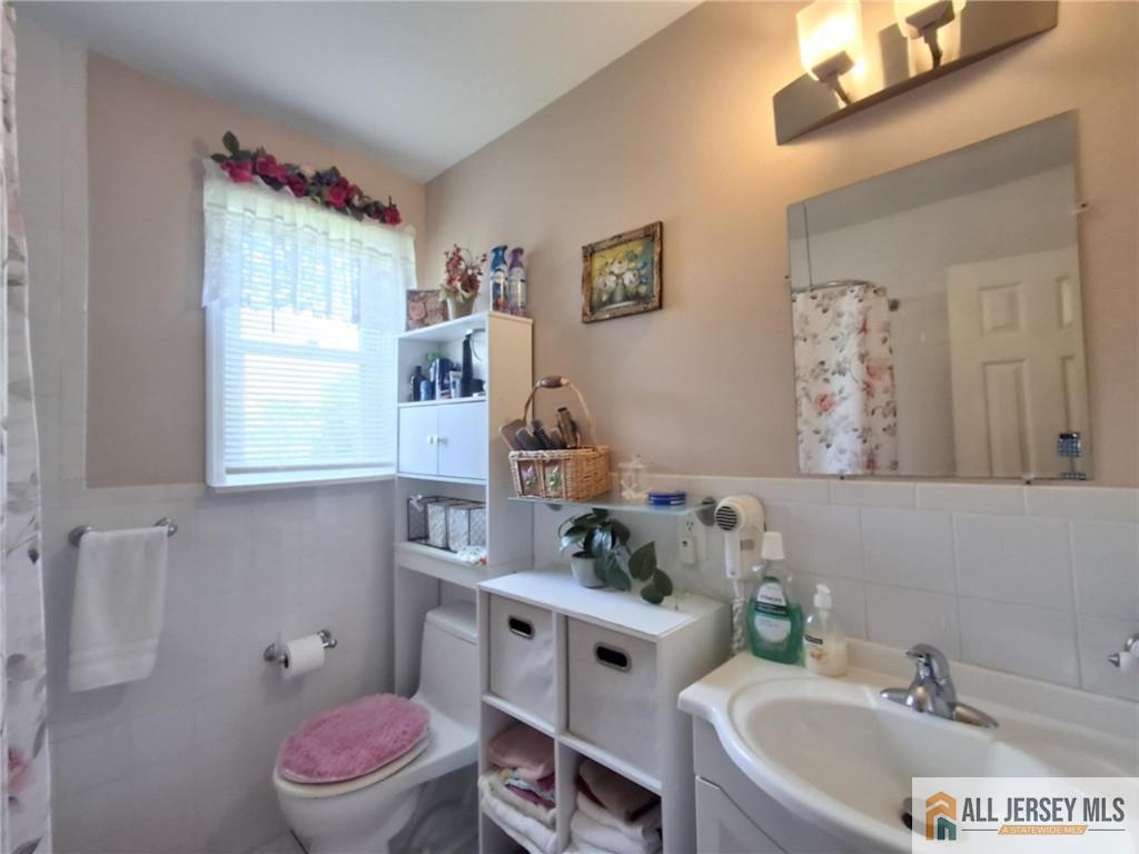 85 Pinetree Drive, Sayreville, NJ, 08859 image 9