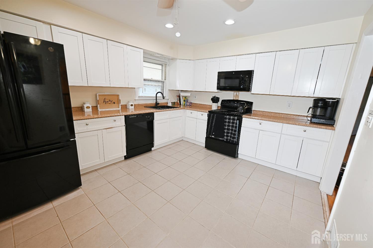 8 Michelle Avenue, Old Bridge, NJ, 08857 image 7