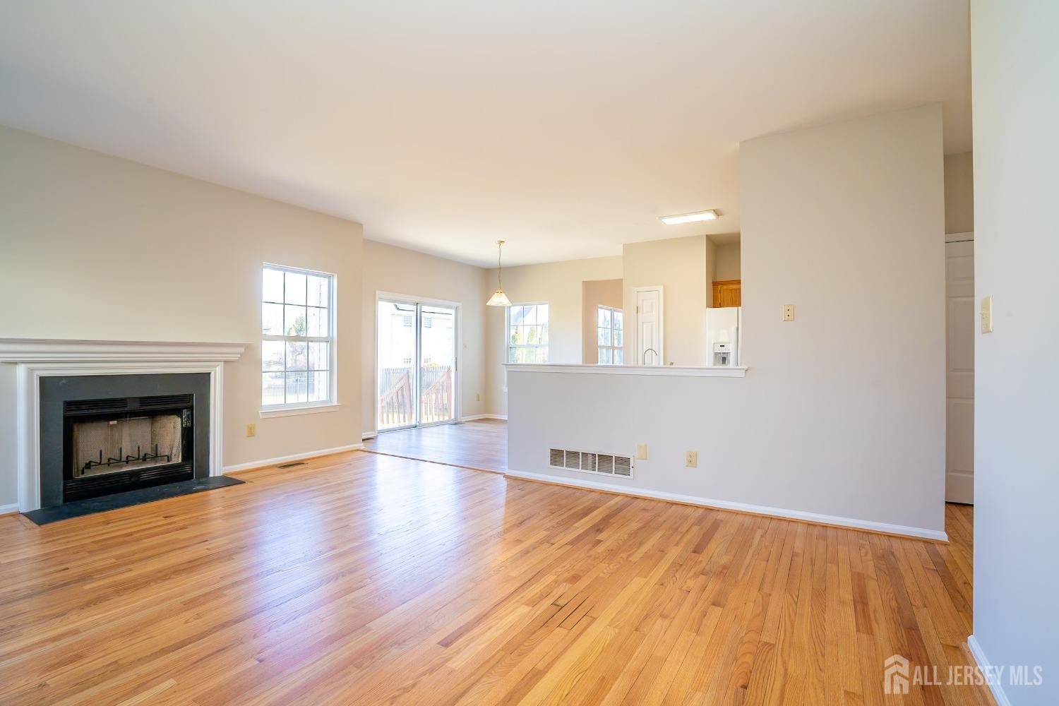17 Larkspur Drive, South Brunswick, NJ, 08810 image 14