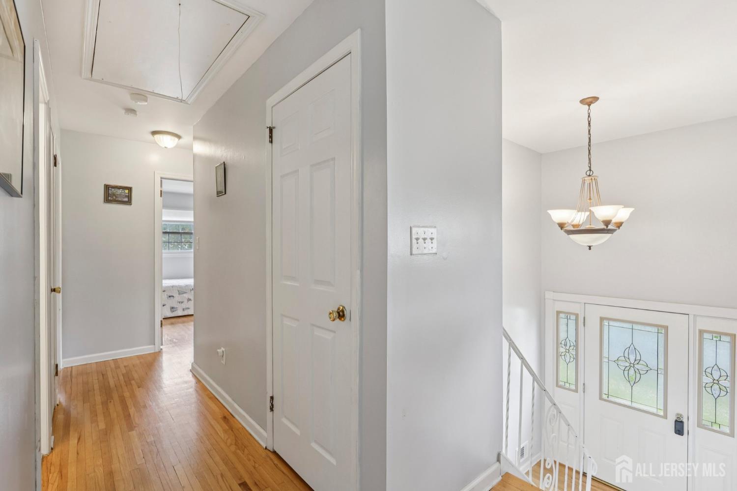 28 Thomas Road Image 3