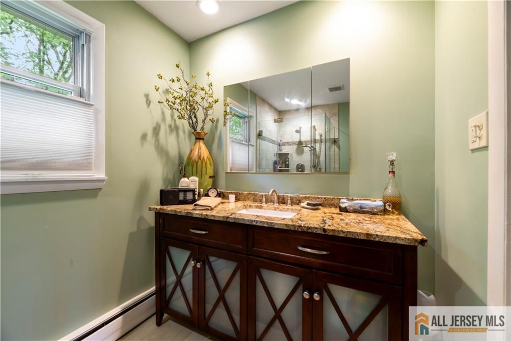 14 Devon Road, Edison, NJ, 08820 image 27