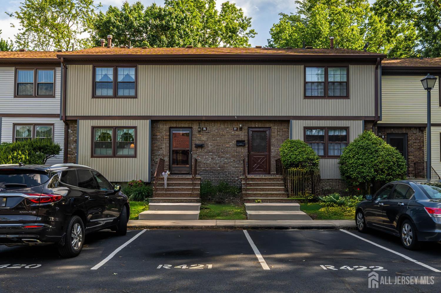 77 Highview Drive, Woodbridge Proper, NJ, 07095