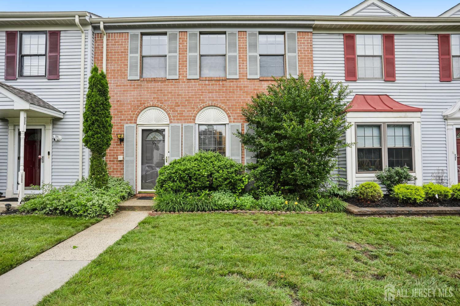 91 Pear Tree Lane Image 2