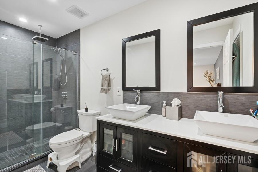 9 Valley Forge Drive, East Brunswick, NJ, 08816 image 30