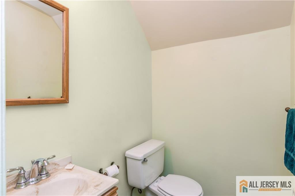 323 Gills Lane 9C, Iselin, NJ, 08830 image 19