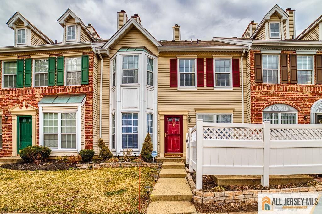 115 Albury Way Image 1