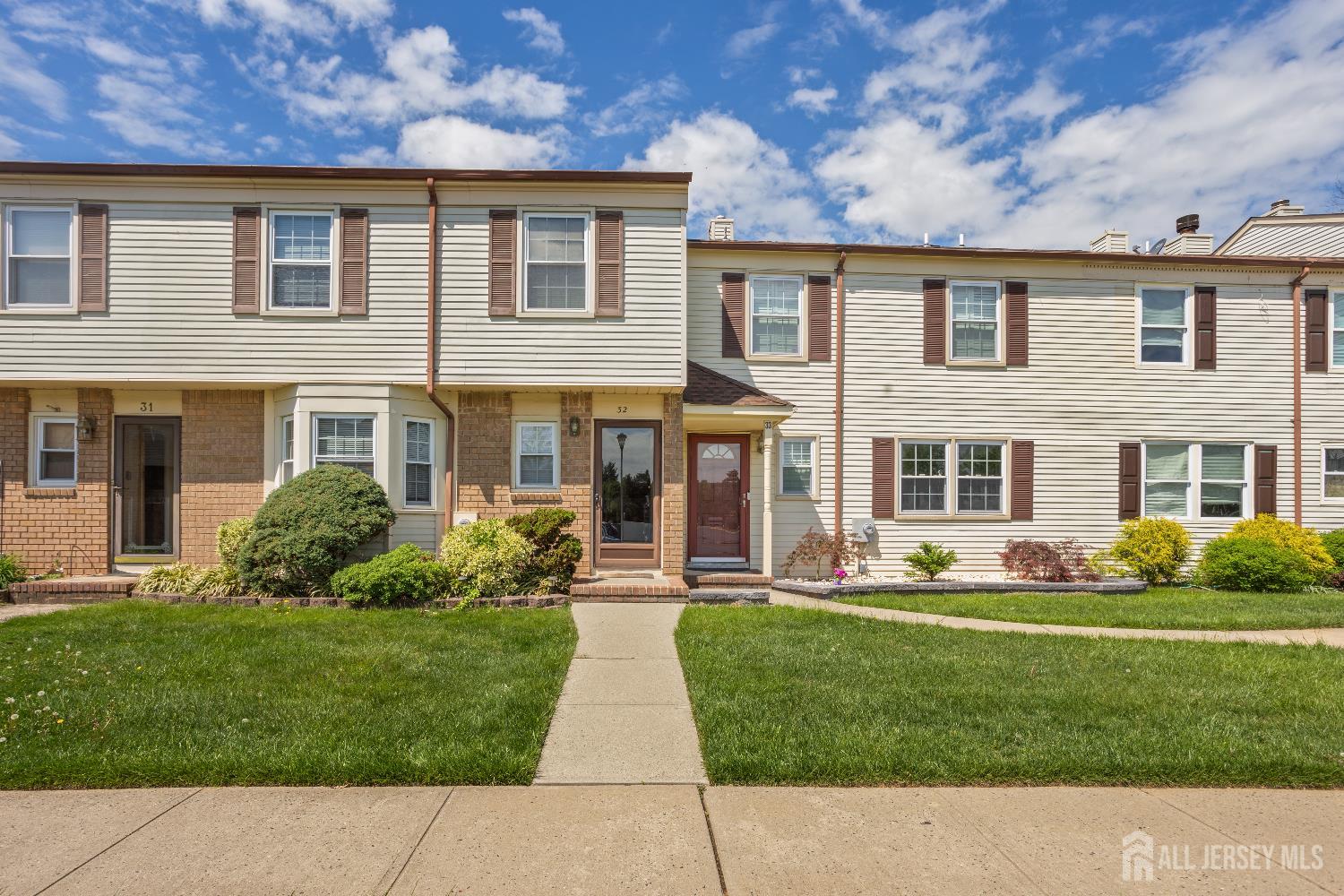 32 Astor Court, Sayreville, NJ, 08872