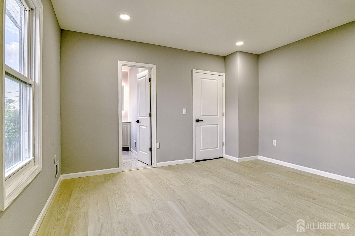 27 Elm Street, Edison, NJ, 08817 image 30