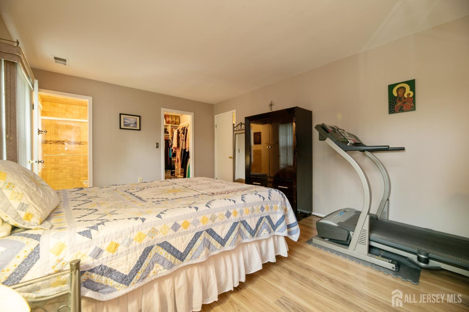 100 Neilly Court, Old Bridge, NJ, 08857 image 16