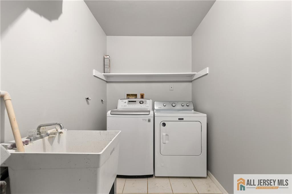 179 Hidden Court, Old Bridge, NJ, 08857 image 28