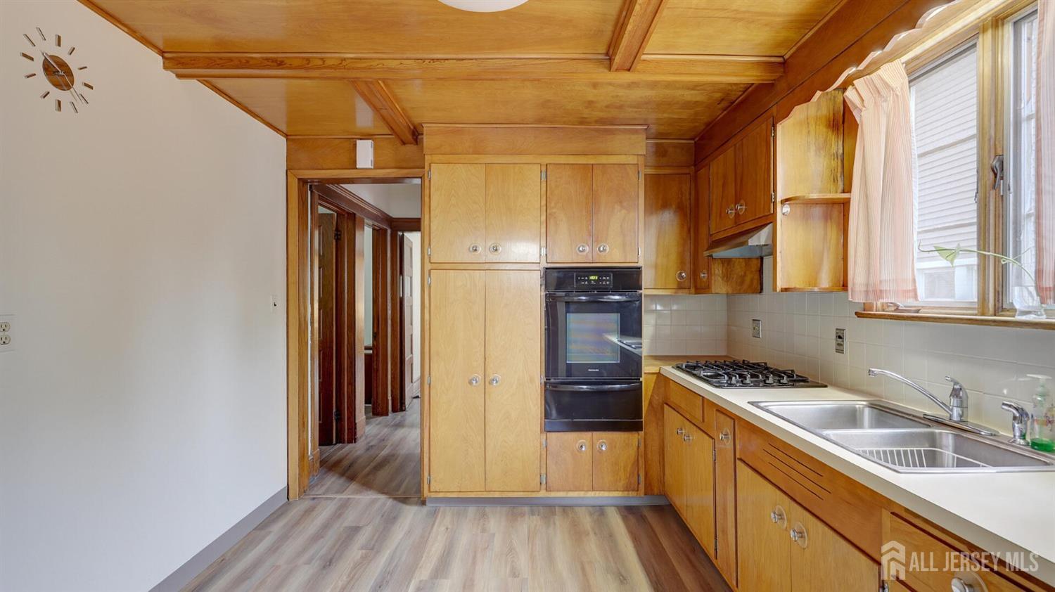 20 S 2nd Avenue, Highland Park, NJ, 08904 image 9