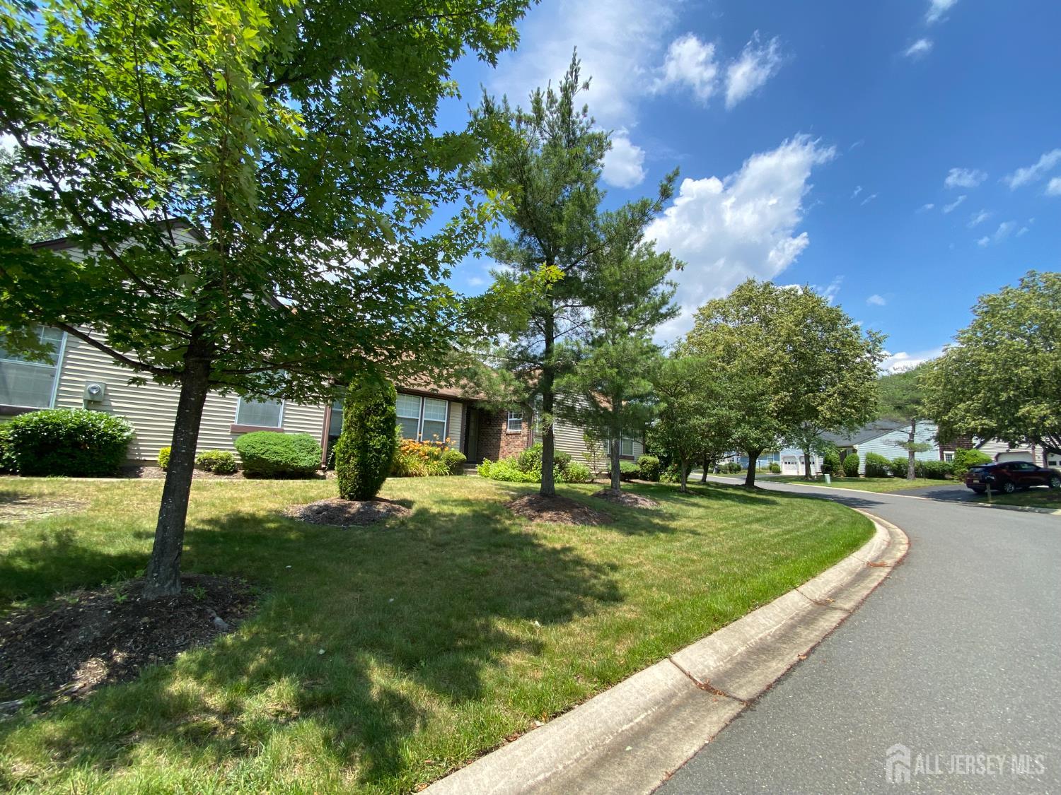 28 Rothwell Drive Image 4
