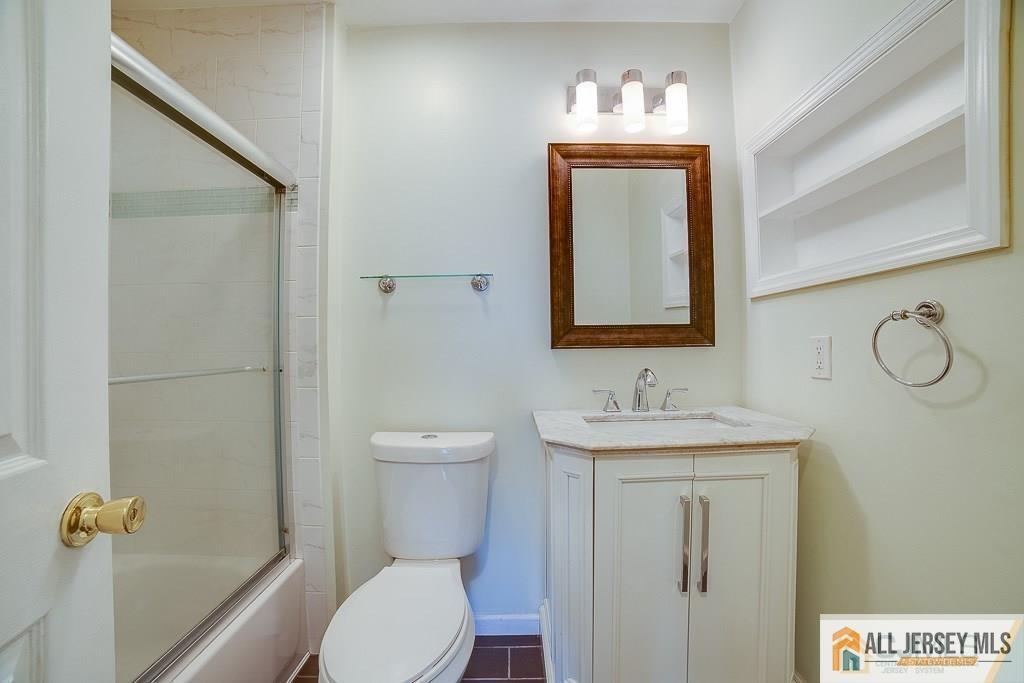 115 Albury Way, North Brunswick, NJ, 08902 image 11