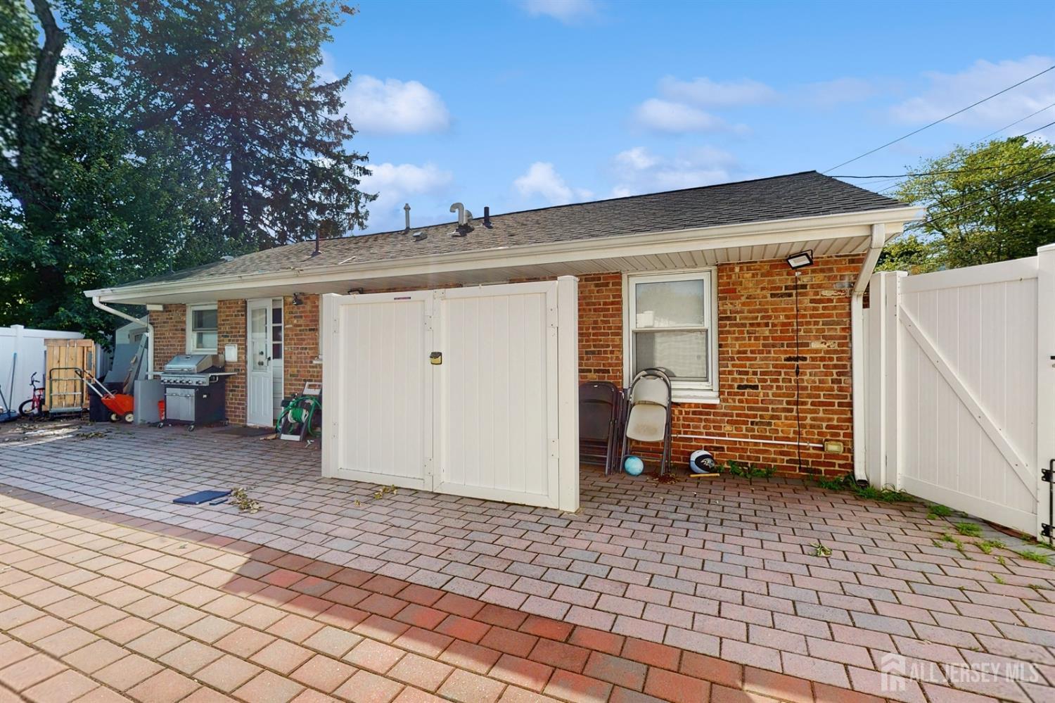 229 Old Post Road, Edison, NJ, 08817 image 24