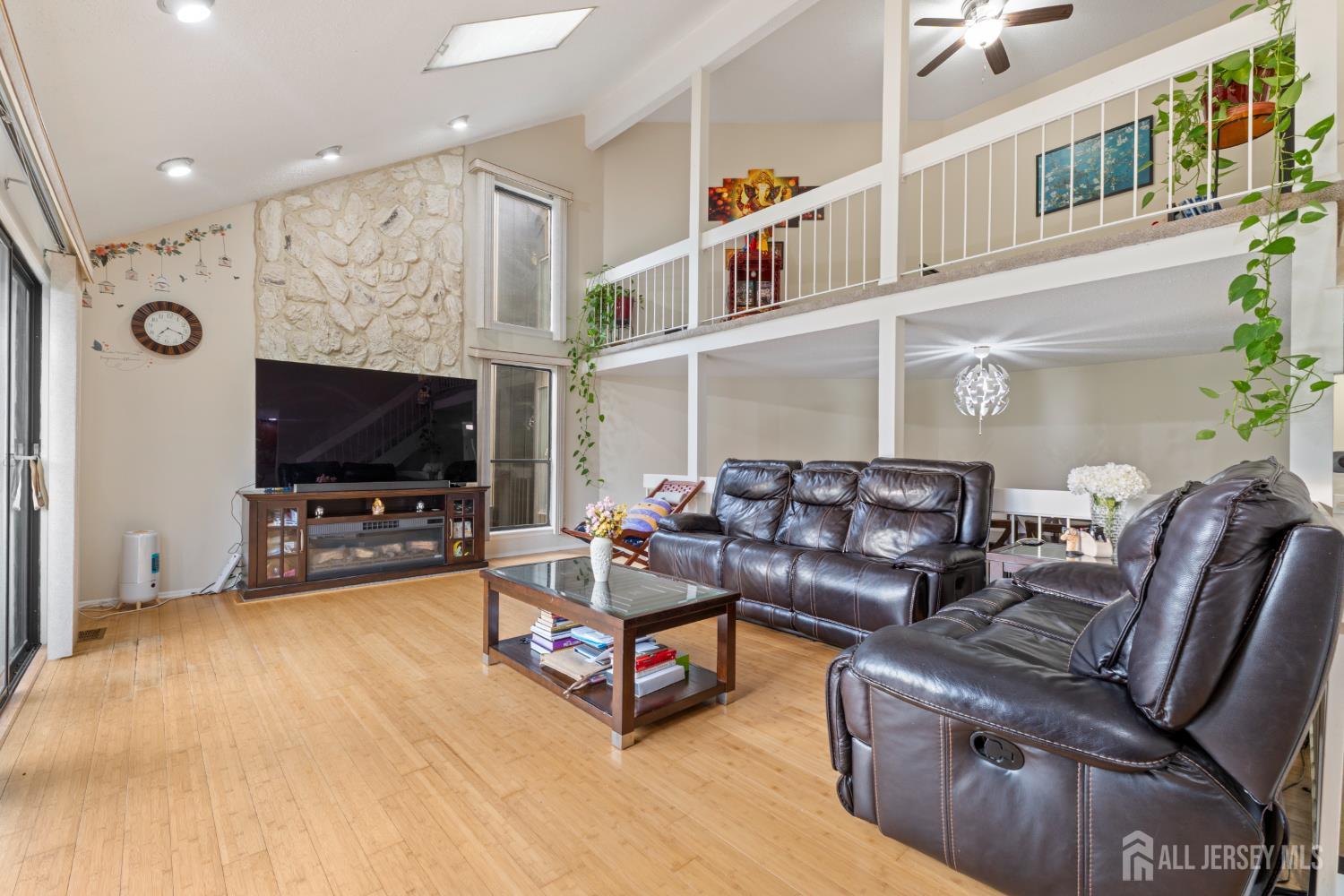 348 Westgate Drive, Edison, NJ, 08820 image 11