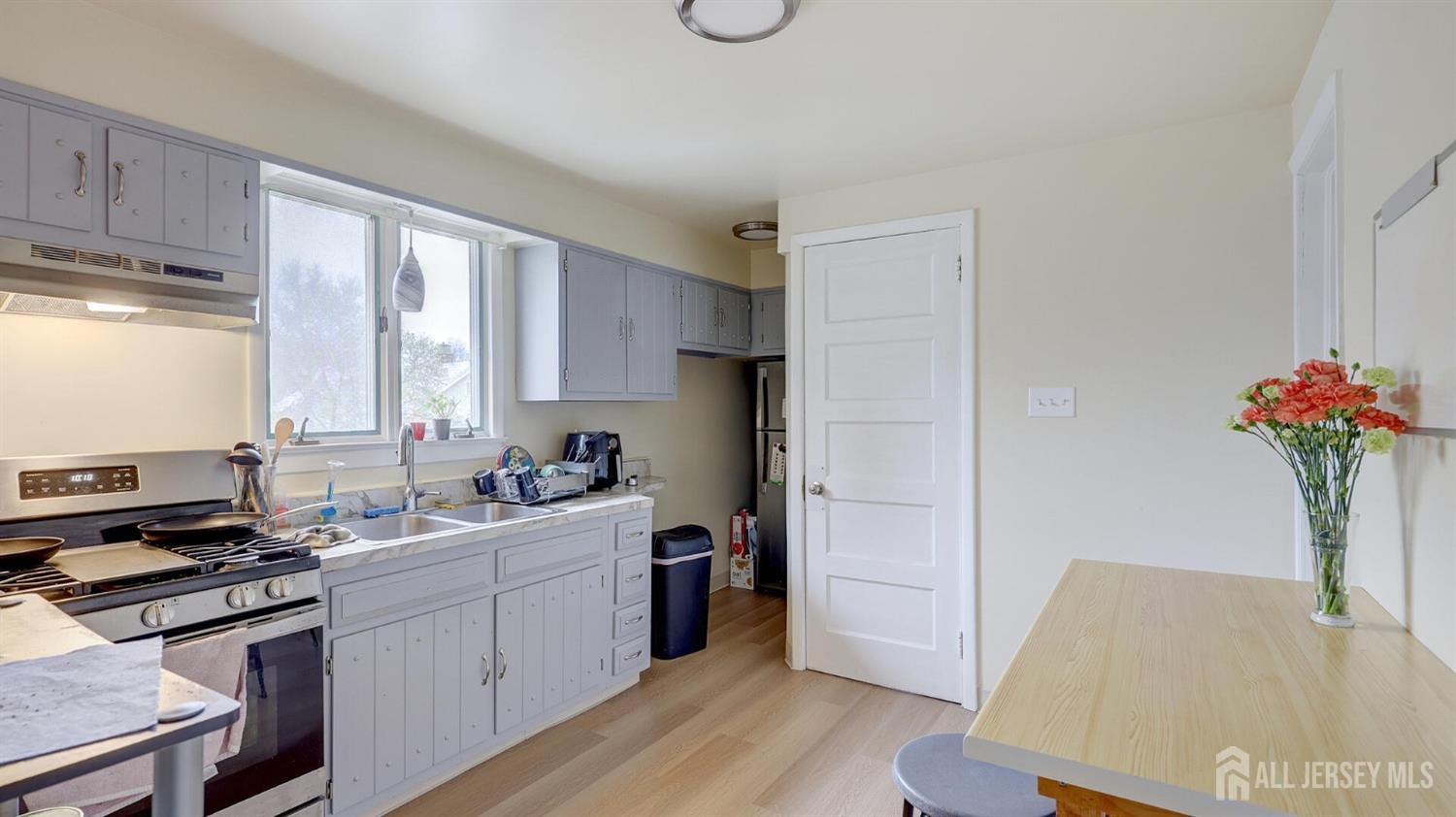 20 S 2nd Avenue, Highland Park, NJ, 08904 image 17