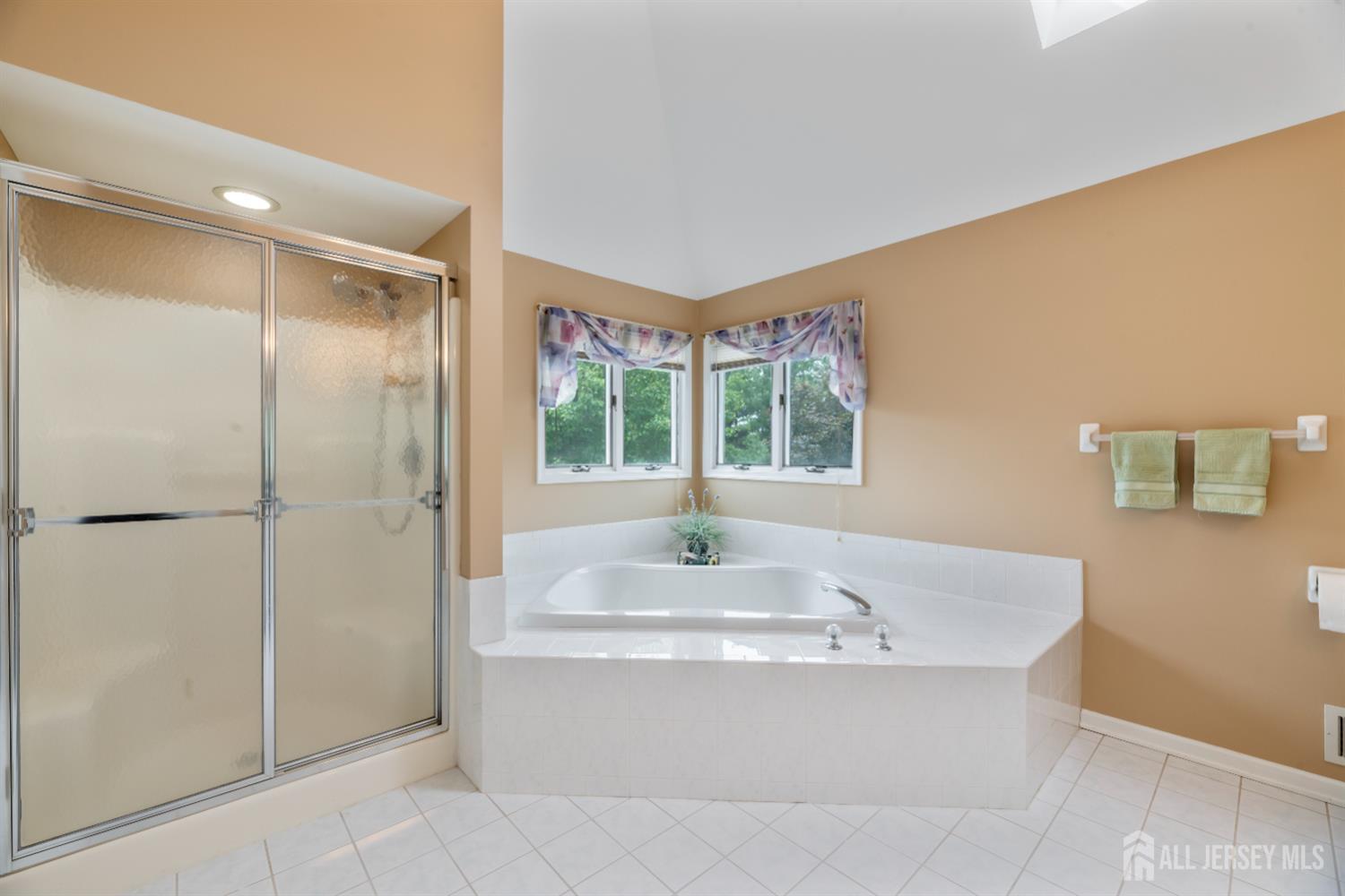 18 Stout Drive, Hillsborough, NJ, 08844 image 42