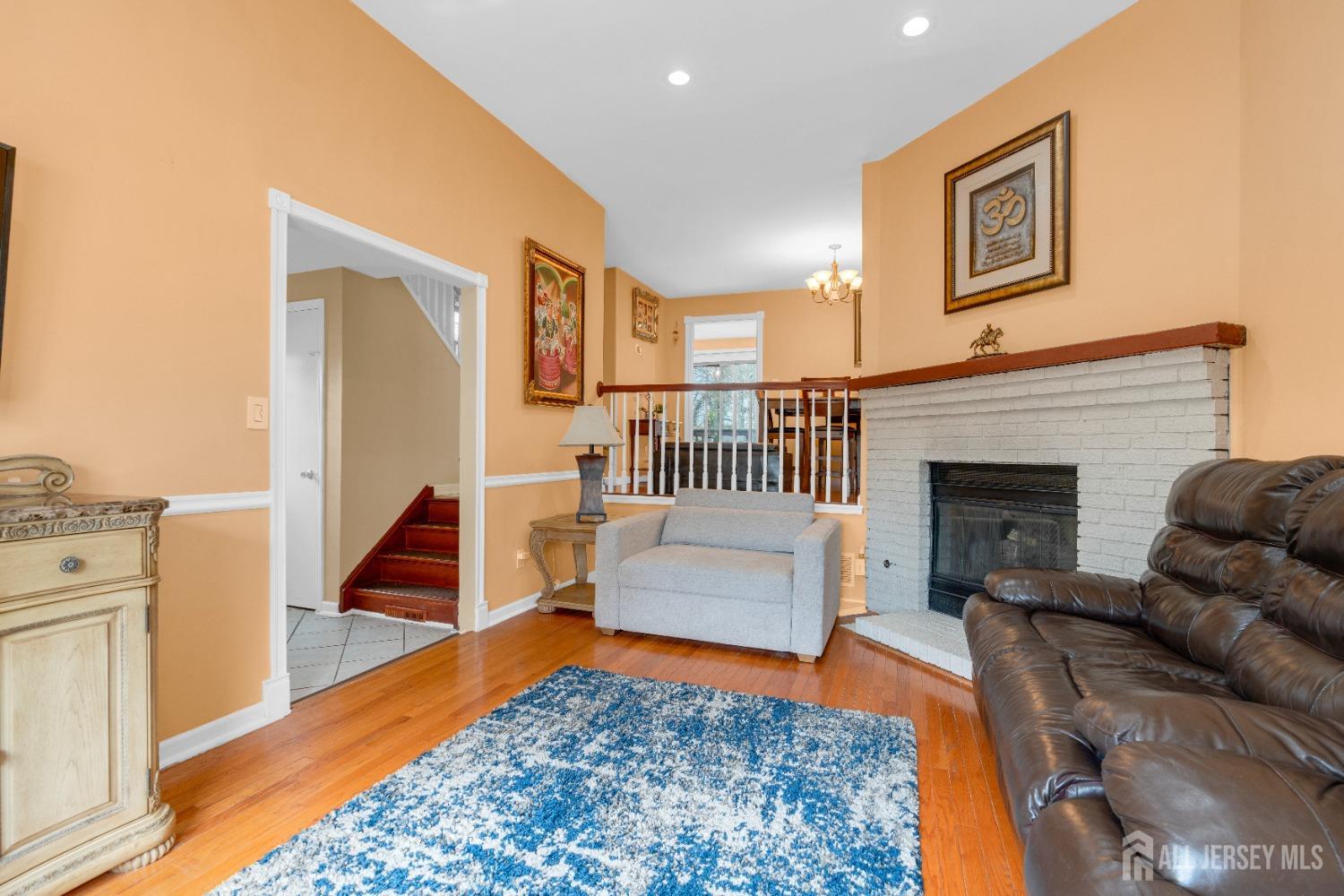90 Pheasant Run, Edison, NJ, 08820