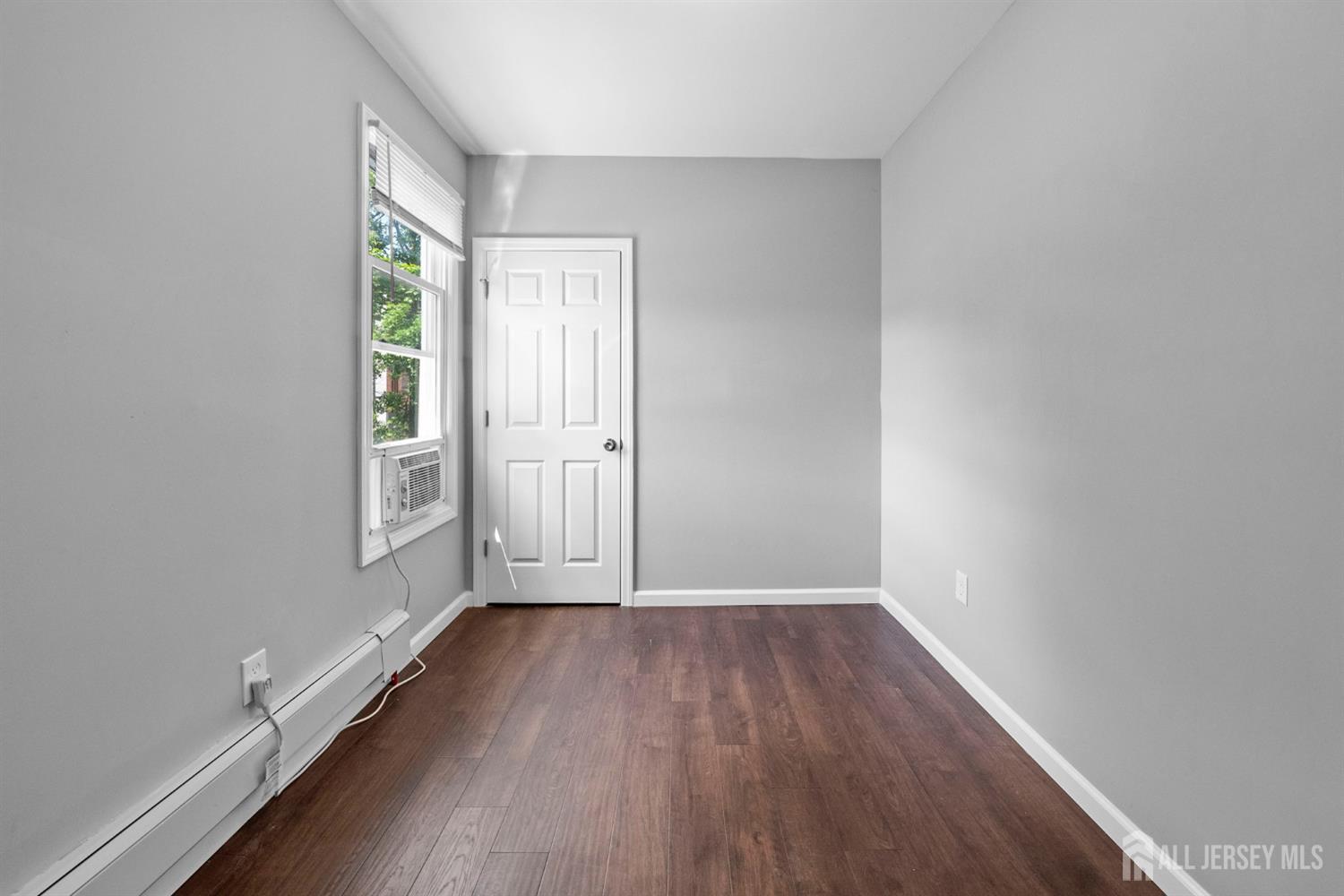 41 Guilden Street, New Brunswick, NJ, 08901 image 25