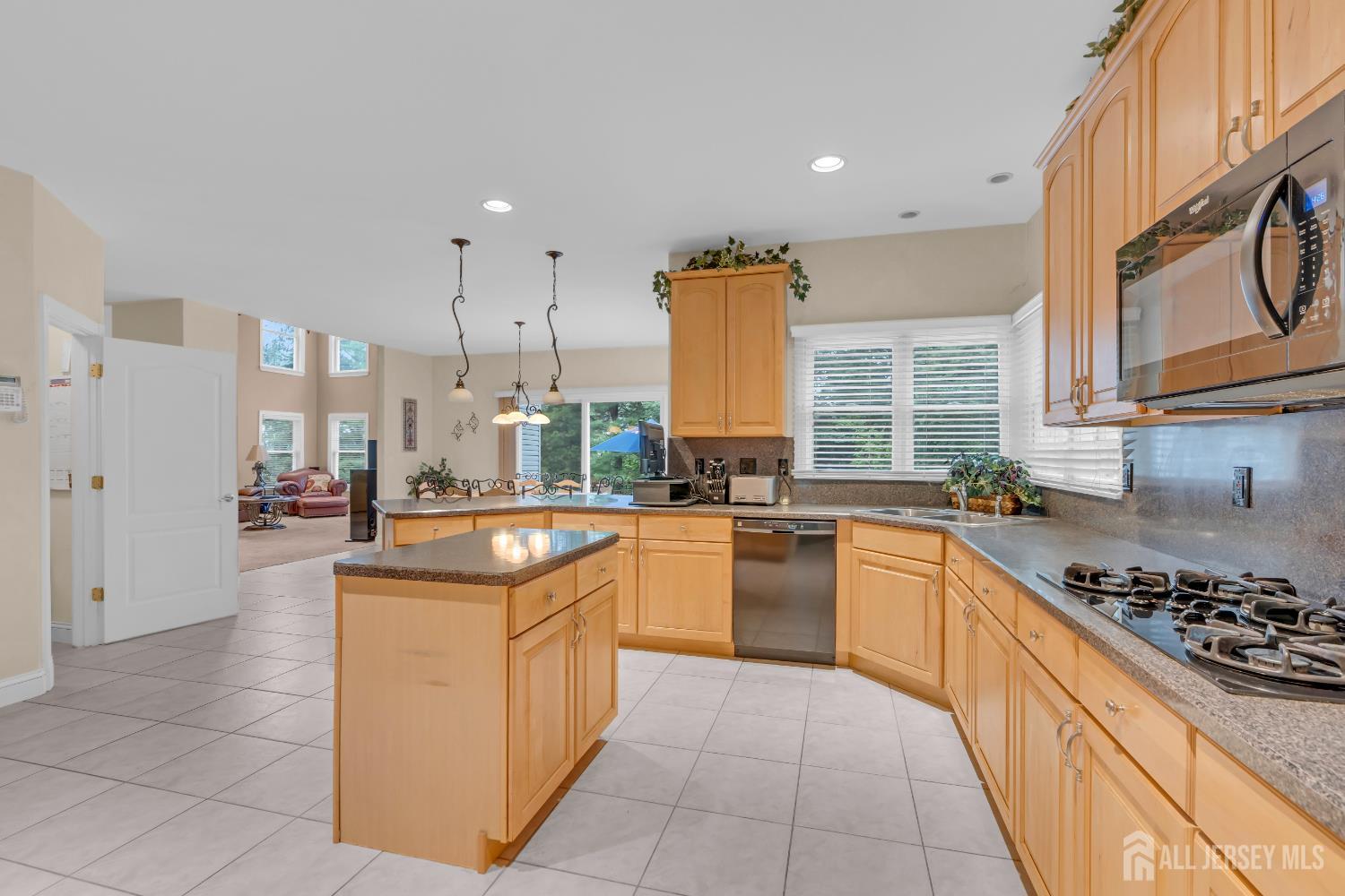 329 Valley View Circle, Freehold Twp, NJ, 07728 image 68