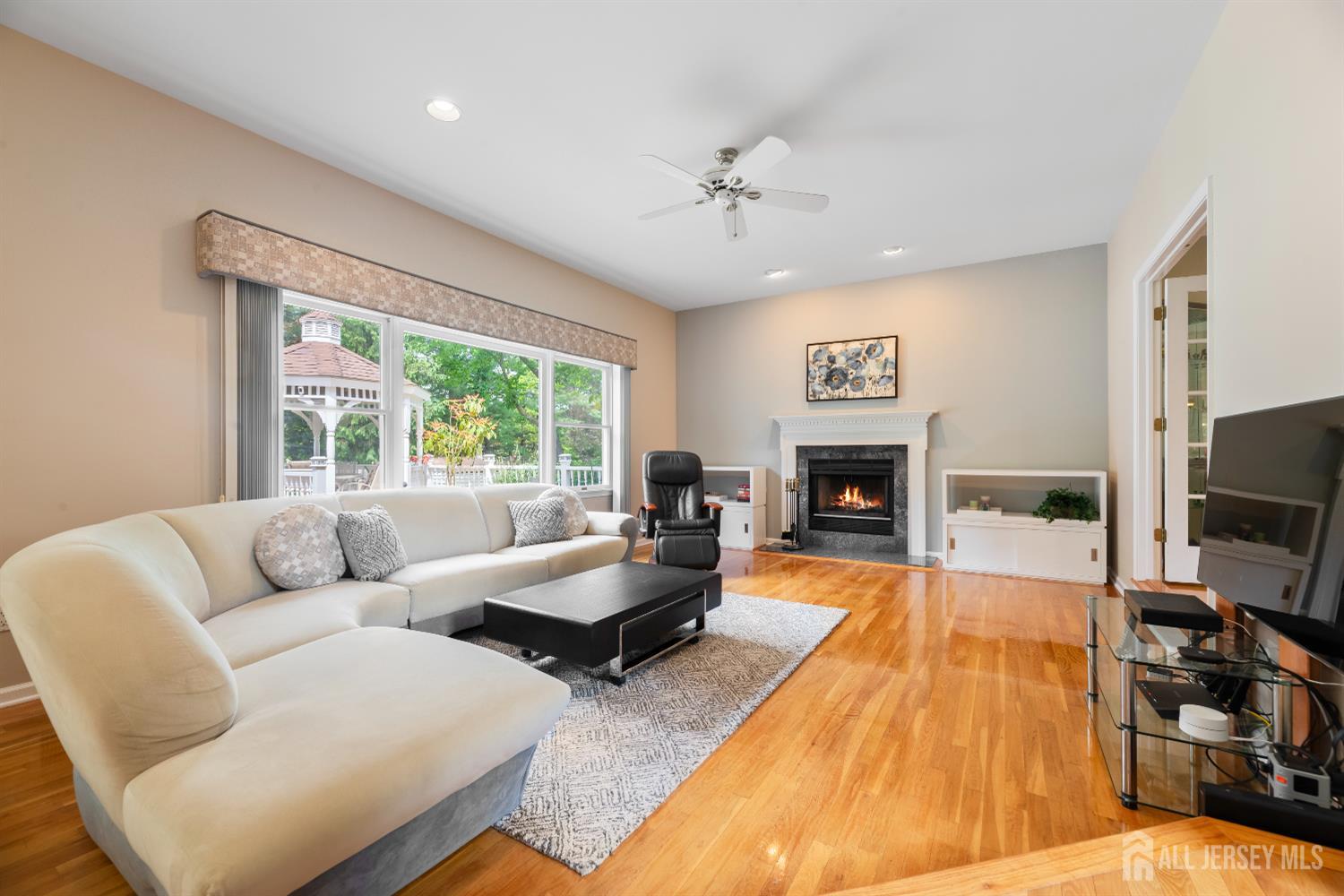 18 Stout Drive, Hillsborough, NJ, 08844 image 25
