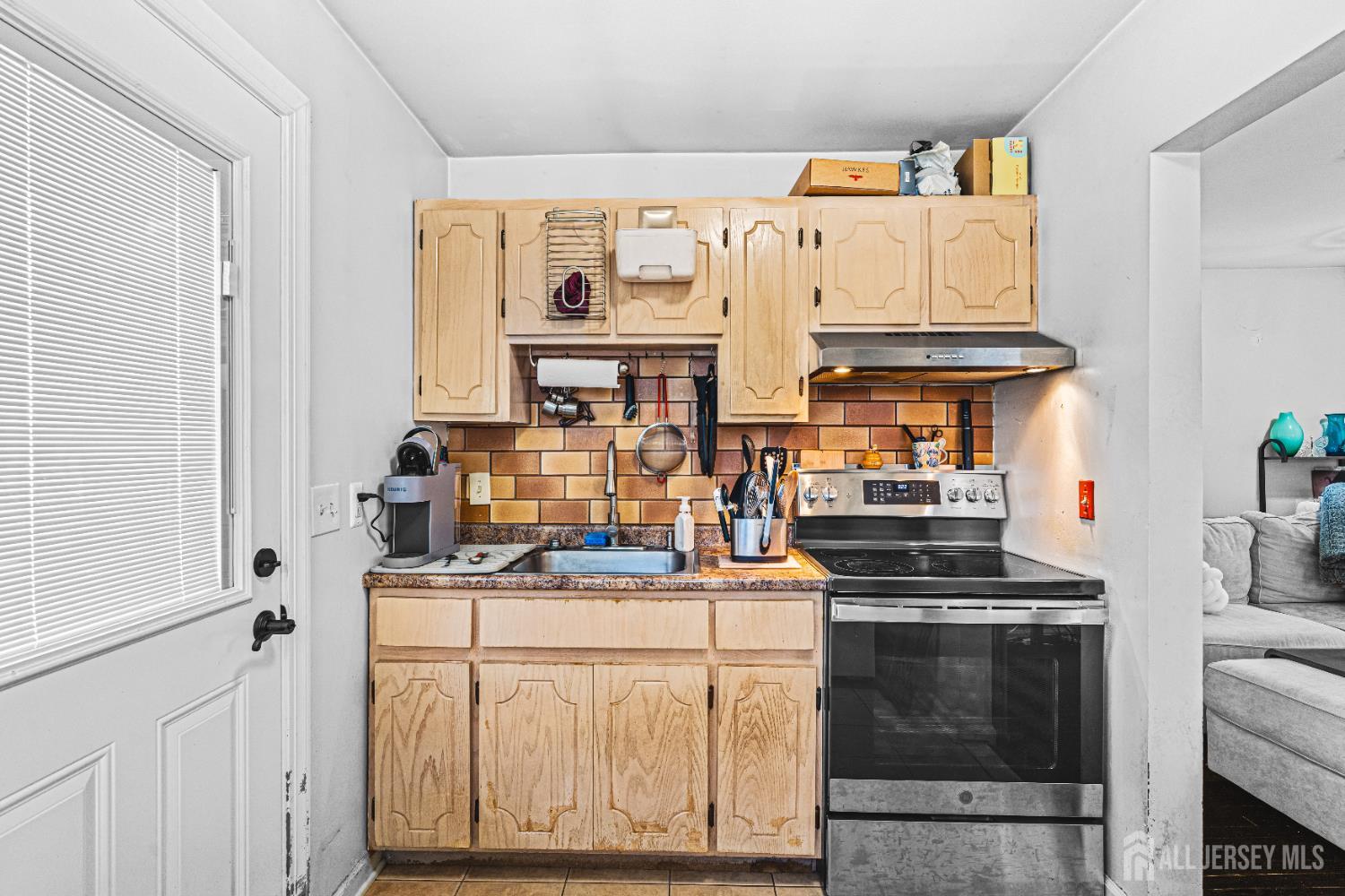 426 Catherine Street, South Amboy, NJ, 08879 image 10