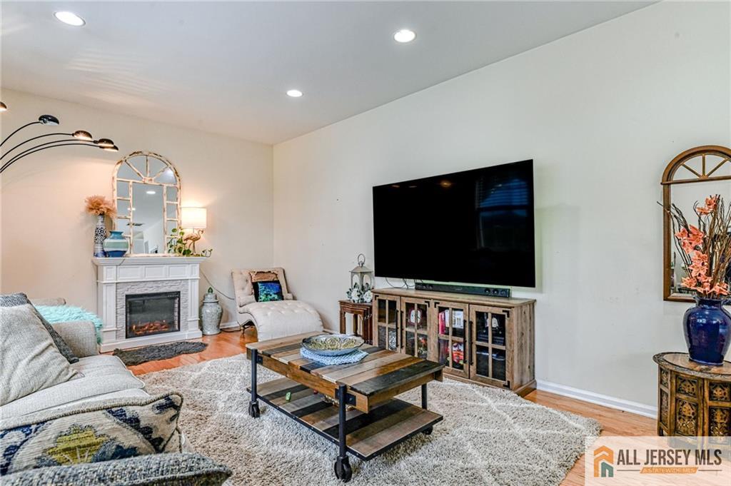 17 Hyde Park Drive, East Brunswick, NJ, 08816 image 15