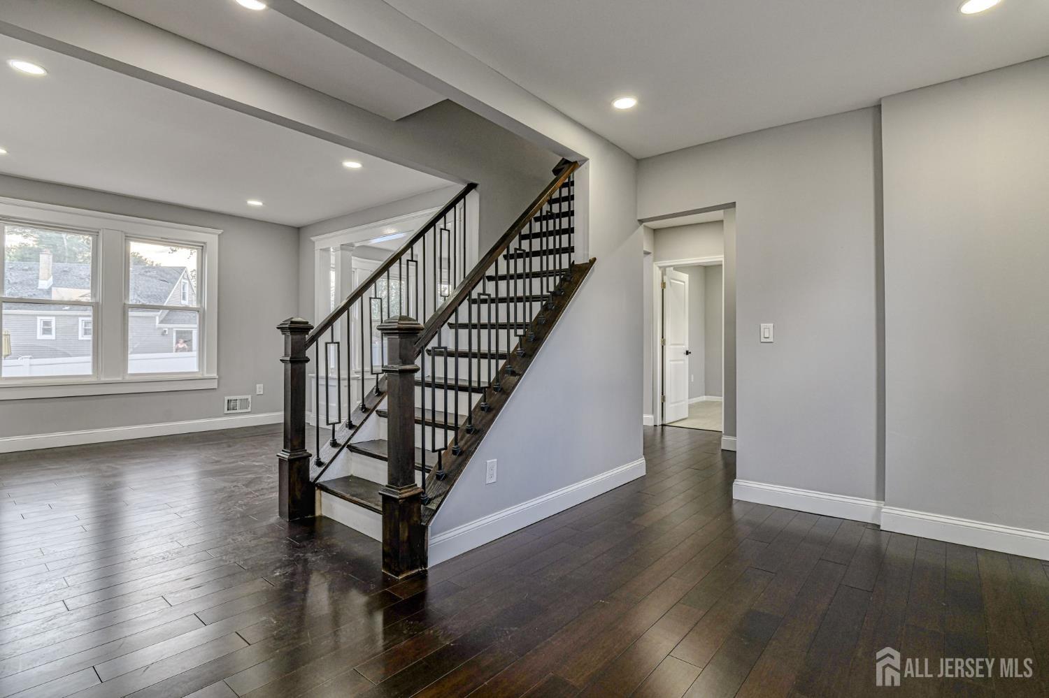 27 Elm Street, Edison, NJ, 08817 image 10