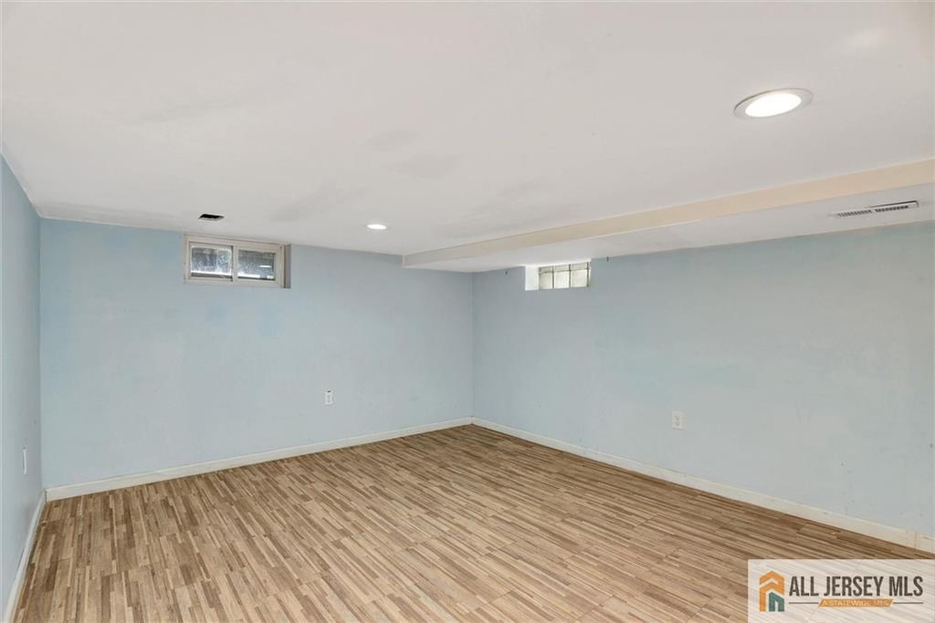 27 Laurel Street, South Amboy, NJ, 08879 image 36