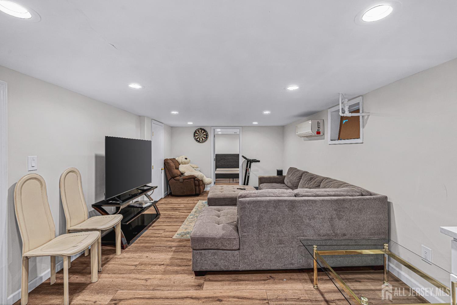 425 Grove Avenue, Metuchen, NJ, 08840 image 18