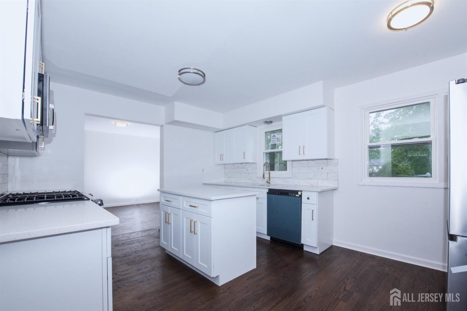 94 Kline Boulevard, Colonia, NJ, 07067