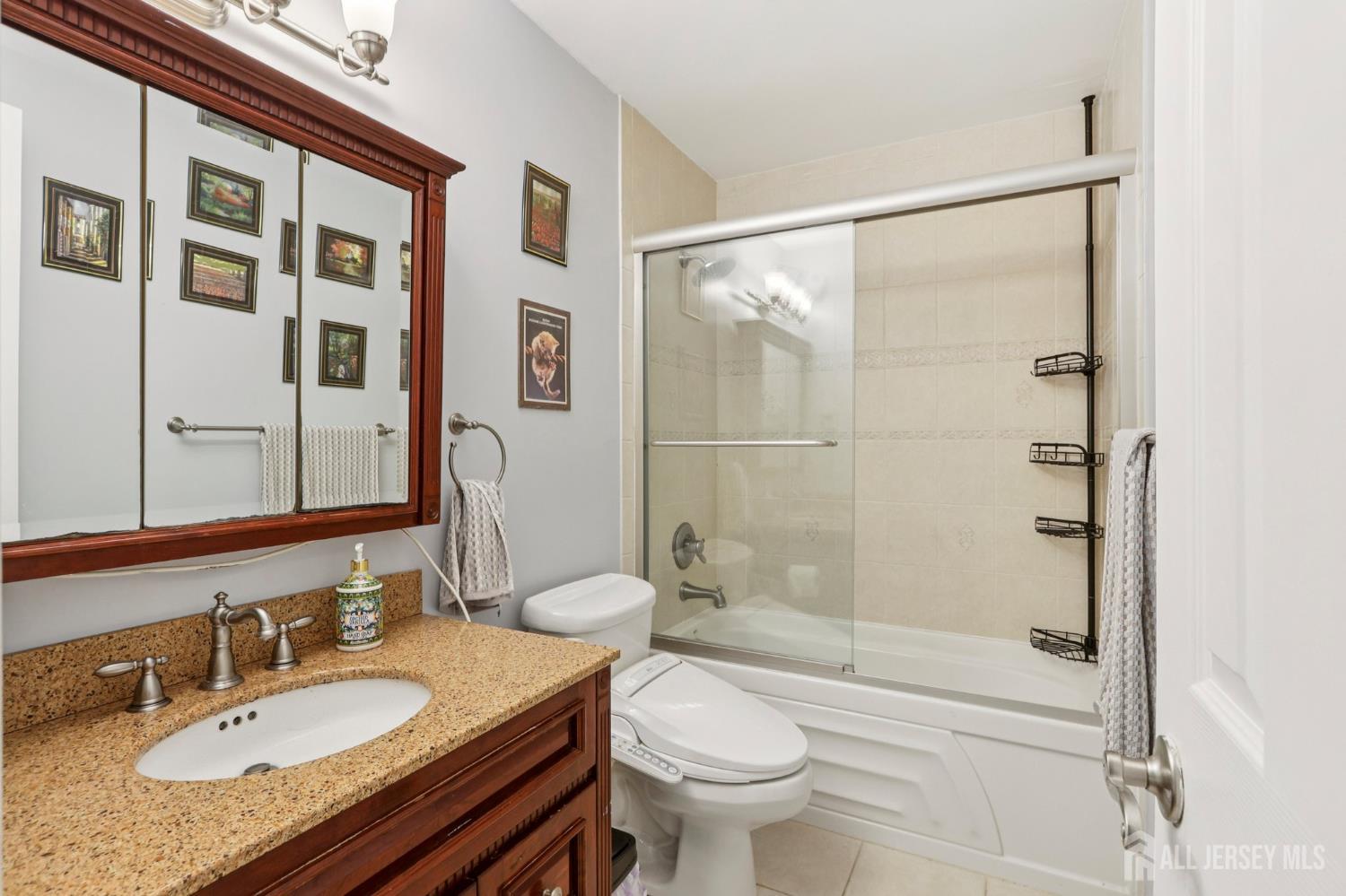 28 Thomas Road, East Brunswick, NJ, 08816 image 18