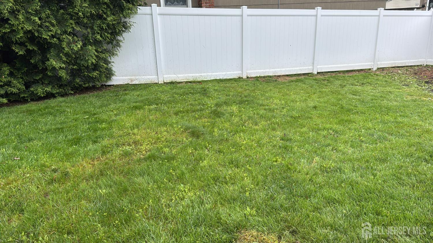 20 Wick Drive, Fords, NJ, 08863