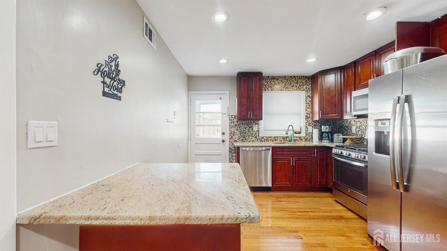 229 Old Post Road, Edison, NJ, 08817 image 7