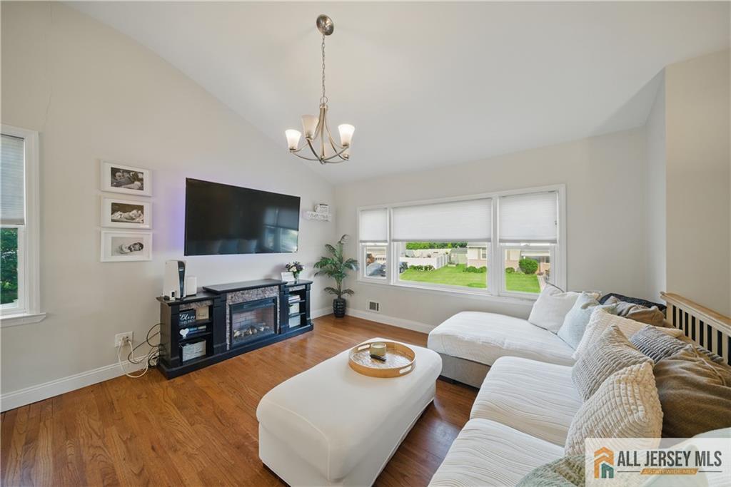 102 Murdock Street, Fords, NJ, 08863 image 29
