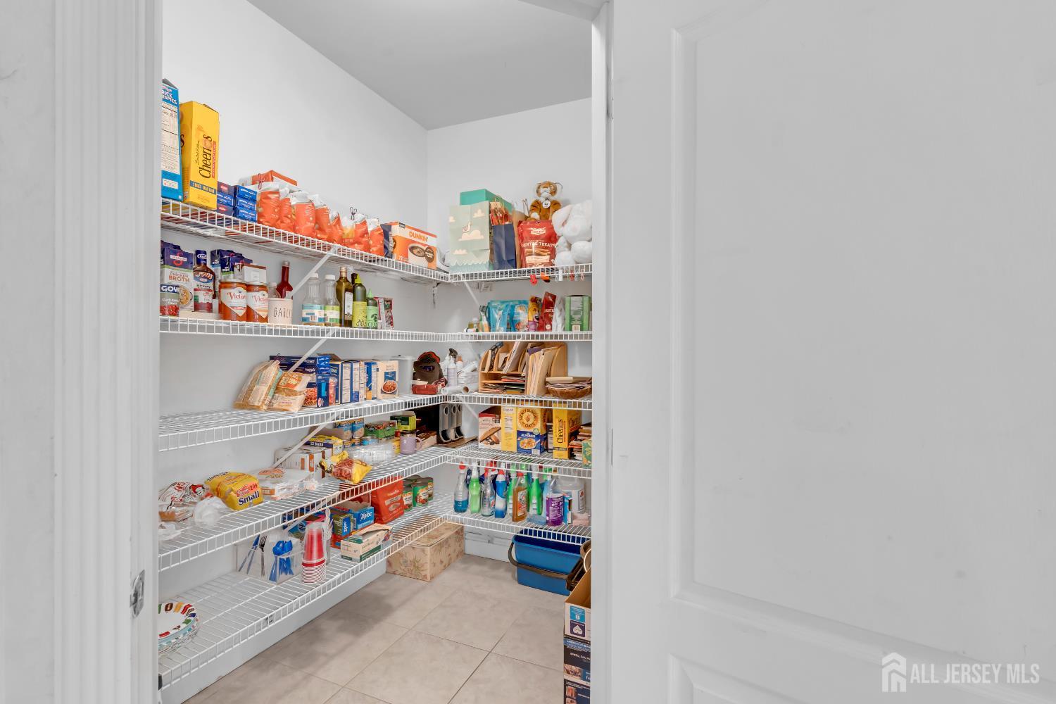 329 Valley View Circle, Freehold Twp, NJ, 07728 image 67
