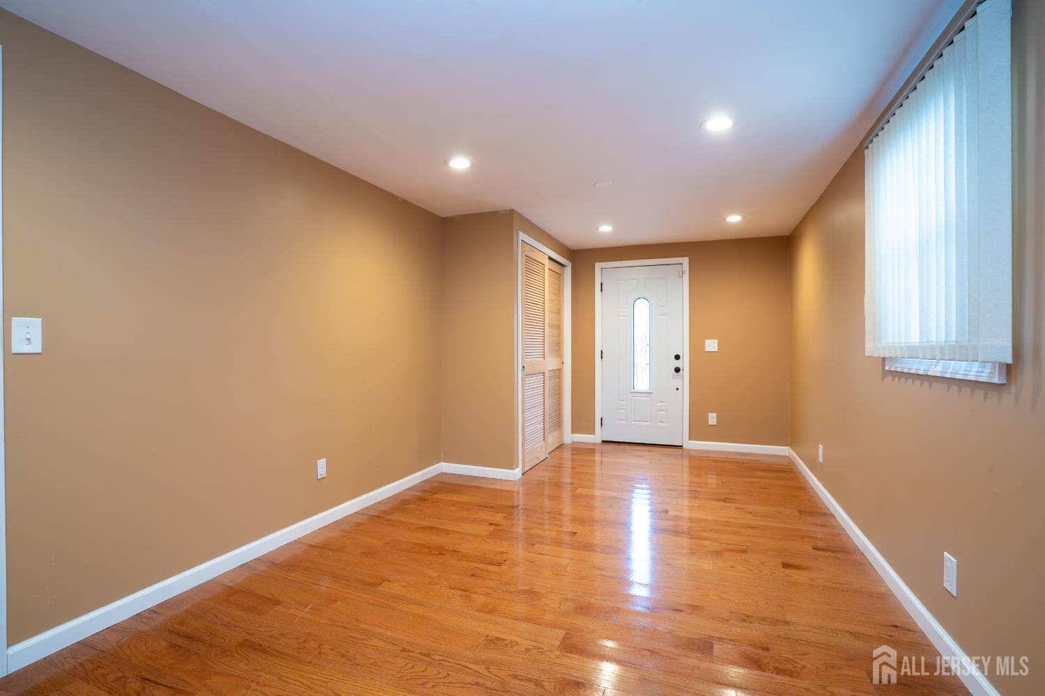 314 Benjamin Avenue Image 4