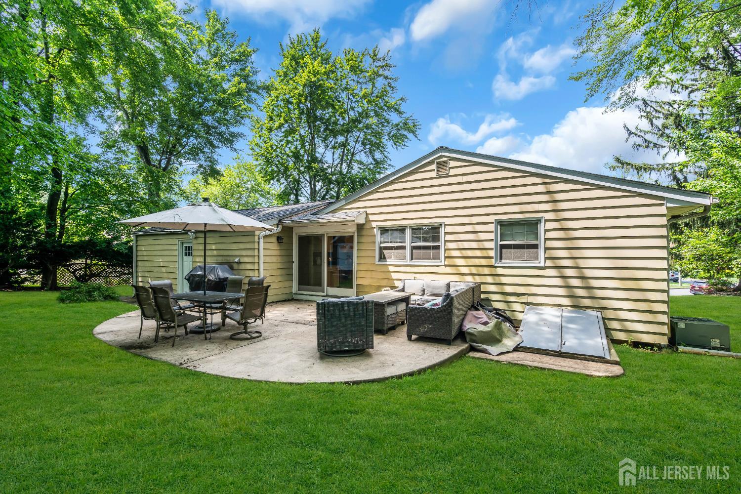 384 Gerry Road, North Brunswick, NJ, 08902 image 37