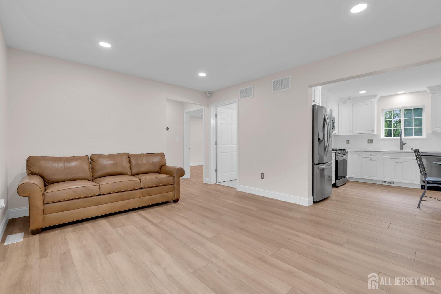 3 Malibu Court, Jackson, NJ, 08527 image 32