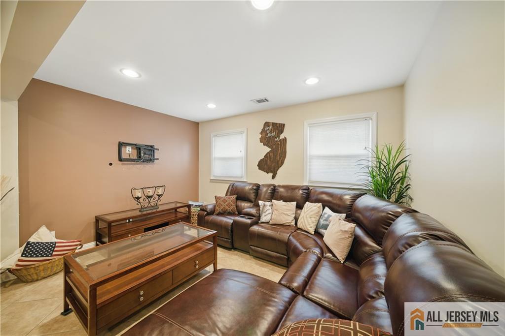 102 Murdock Street, Fords, NJ, 08863 image 14