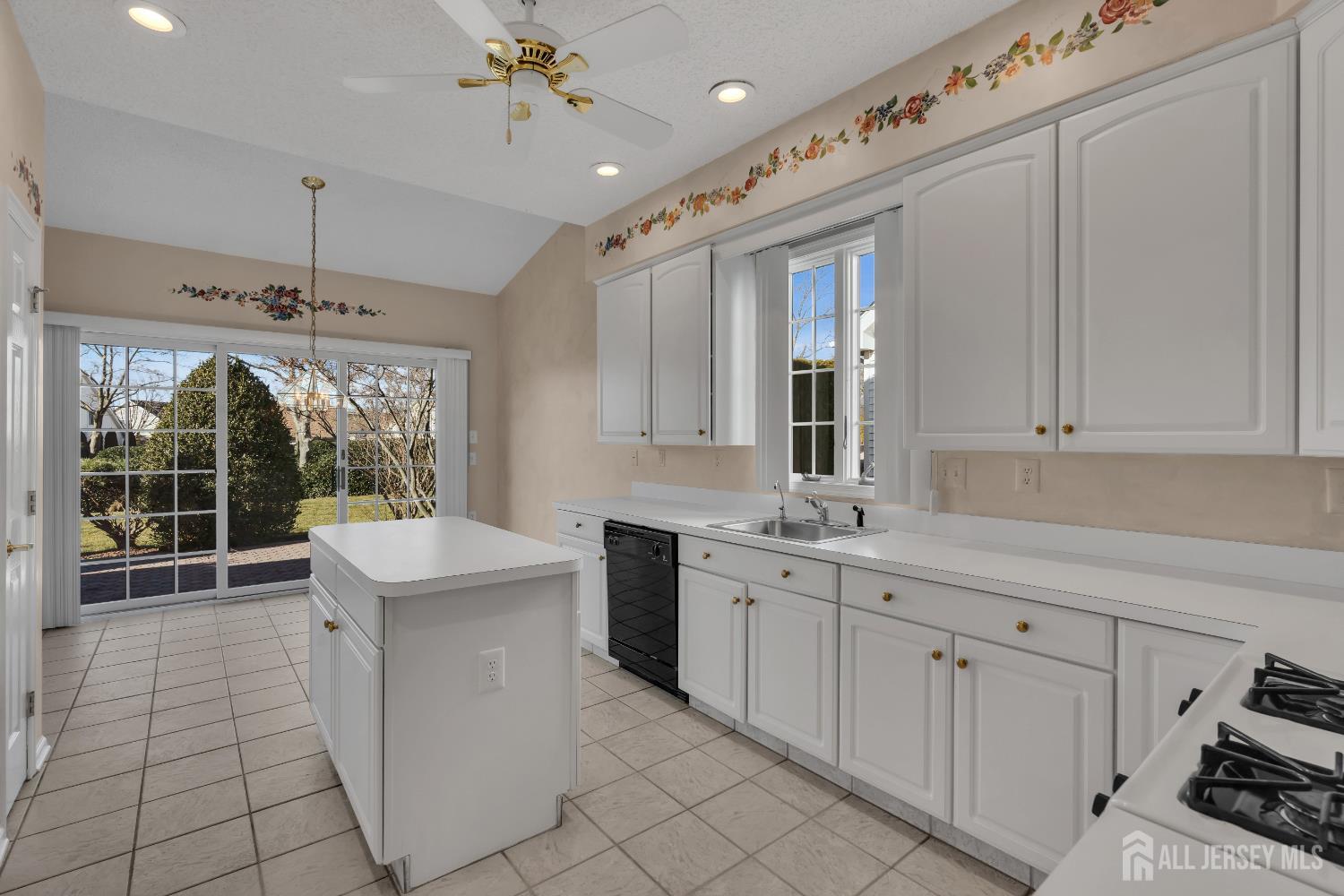 16 Brighton Court, Monroe, NJ, 08831 image 6