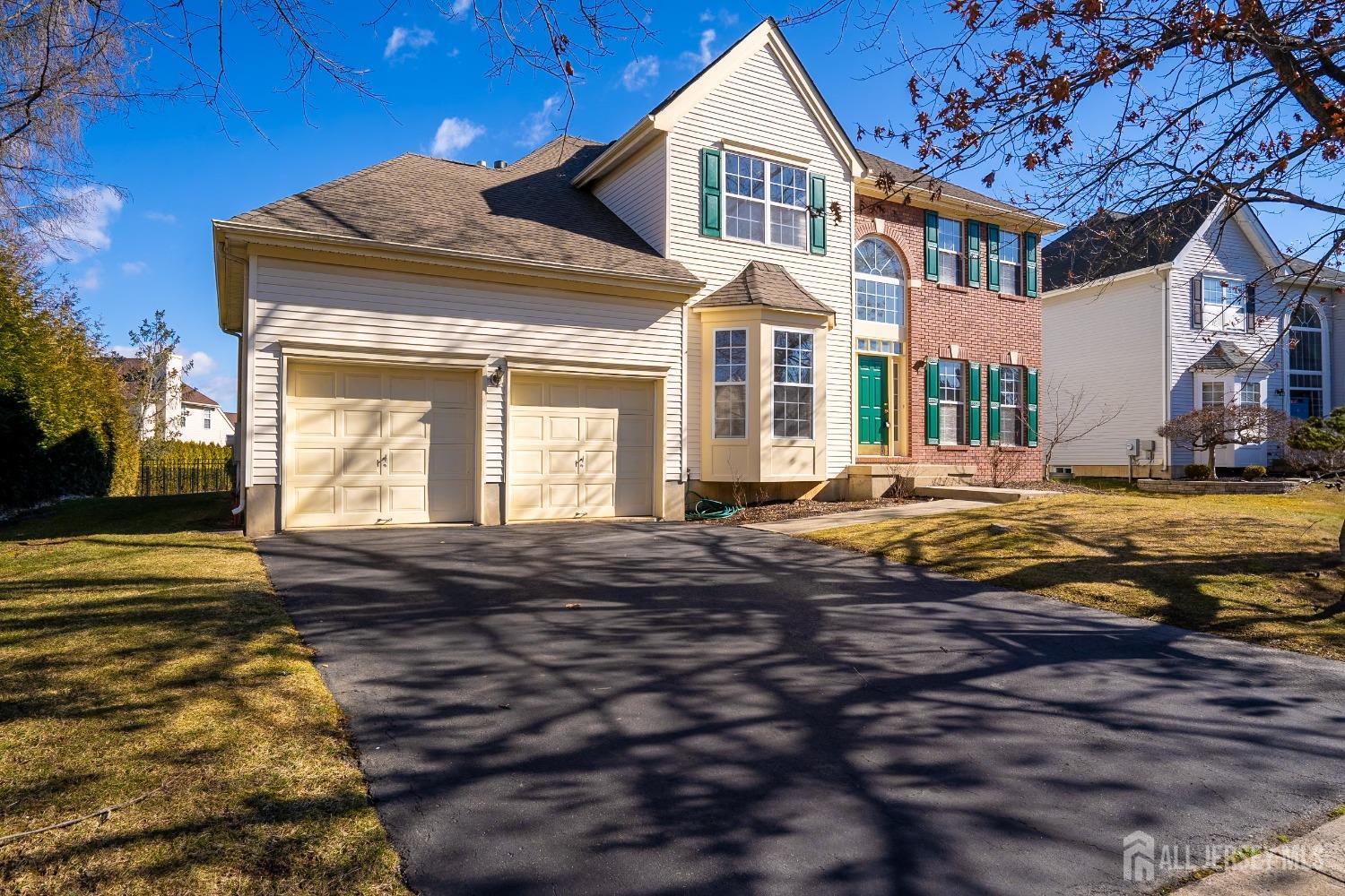 17 Larkspur Drive Image 1