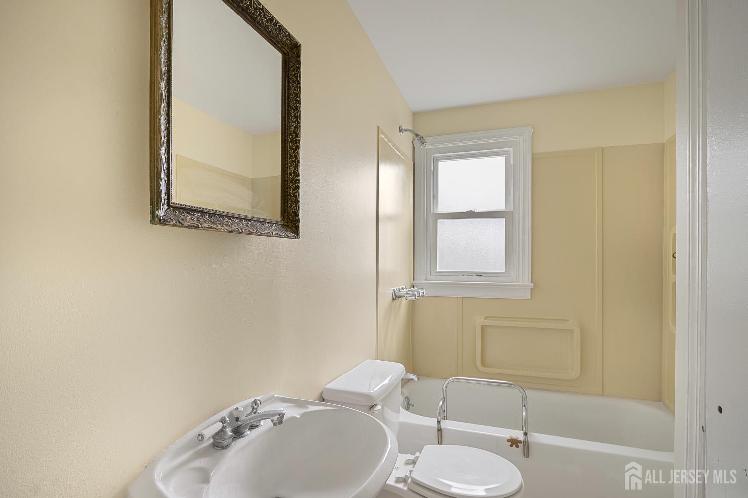 3 Seymour Avenue, Edison, NJ, 08817 image 16