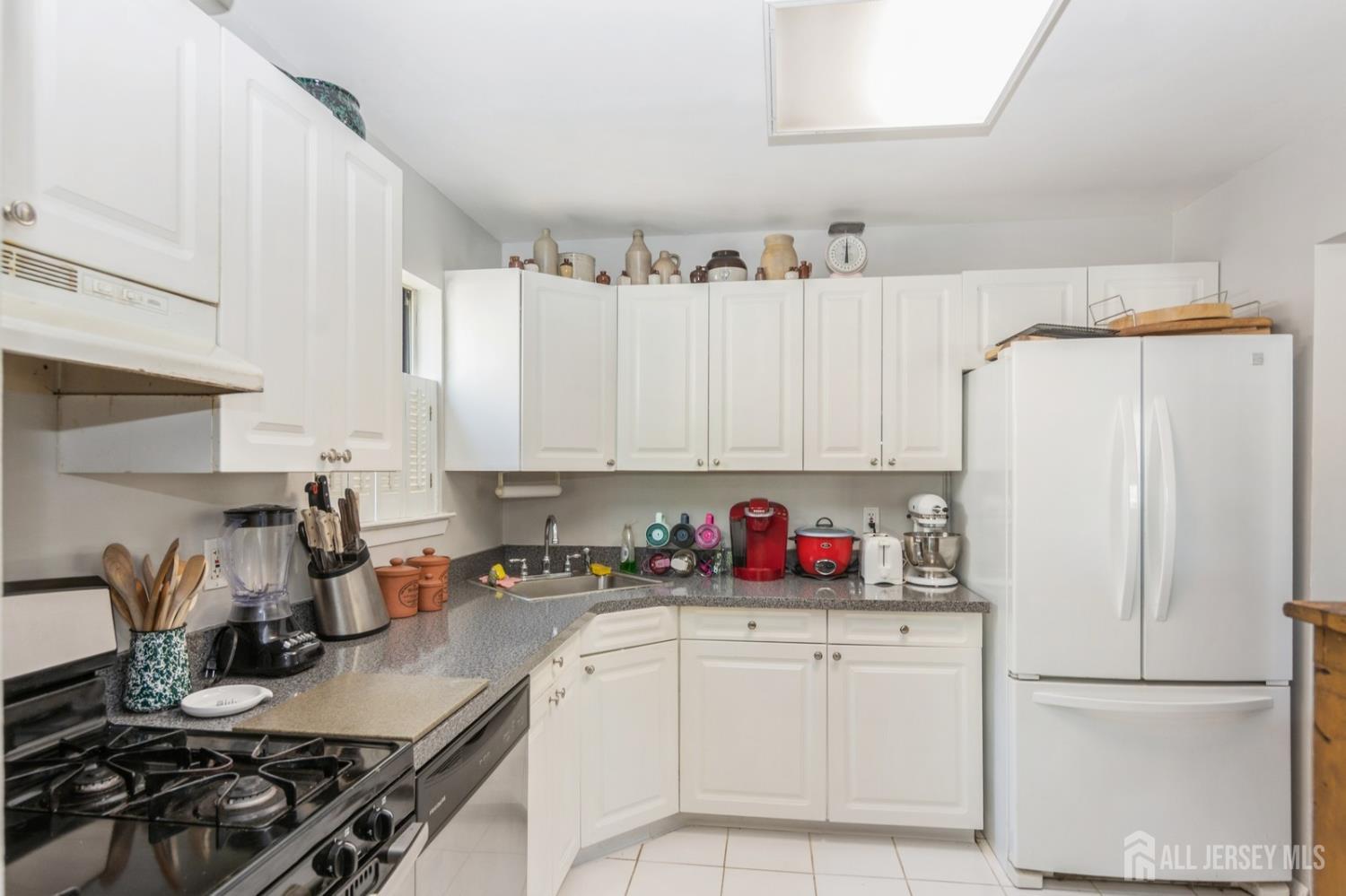 106 Neilly Court, Old Bridge, NJ, 08857 image 7