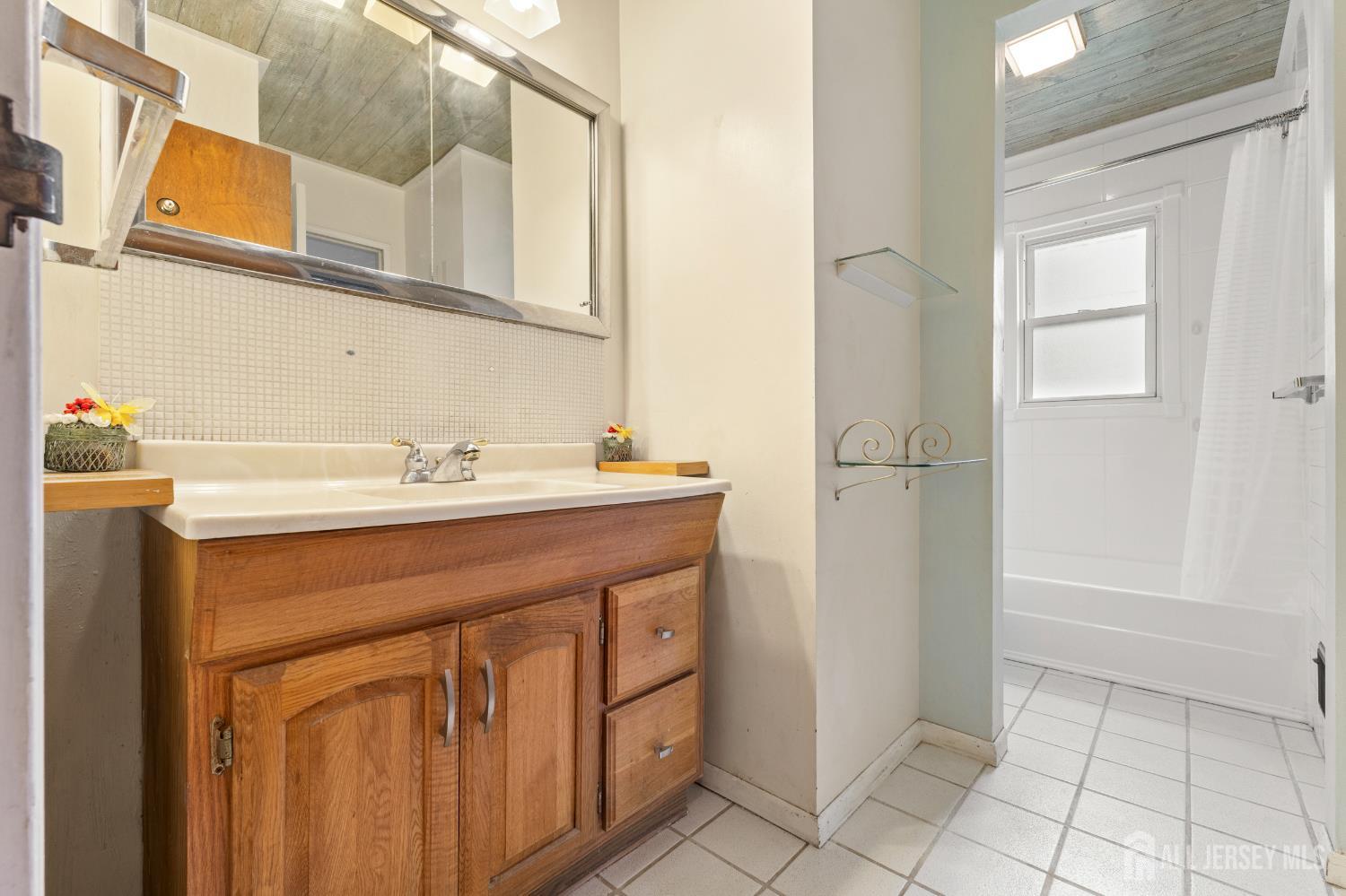 10 Denman Drive, Fords, NJ, 08863 image 10