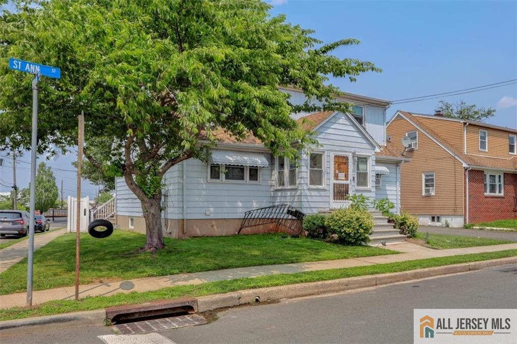 52 Saint Ann Street Image 4