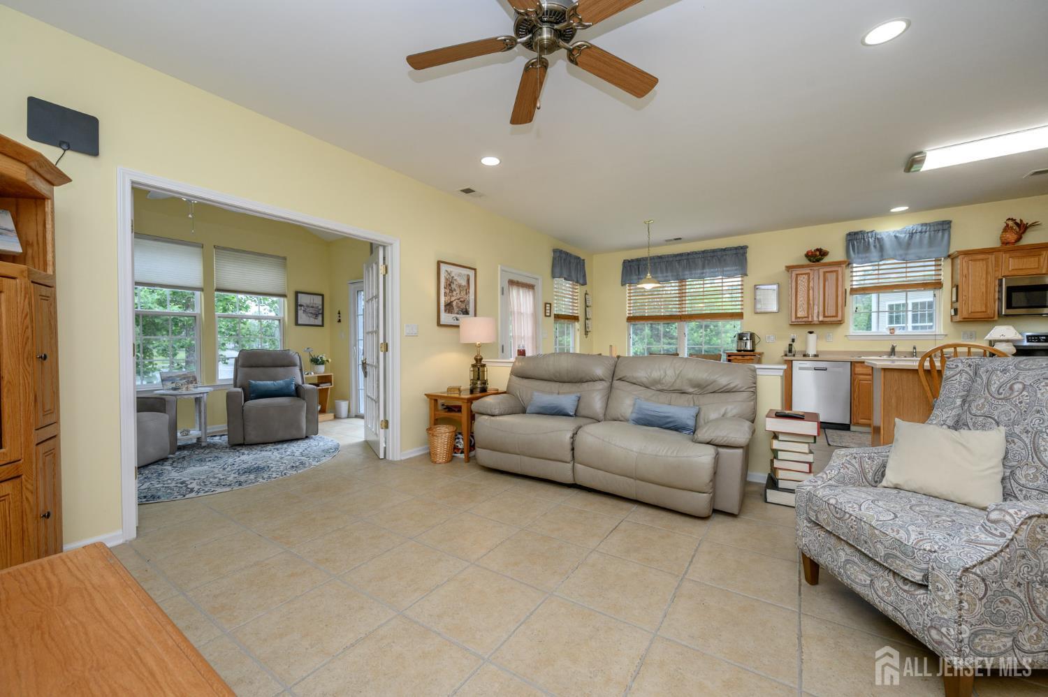 26 Woodstock Court, Jackson, NJ, 08527 image 15