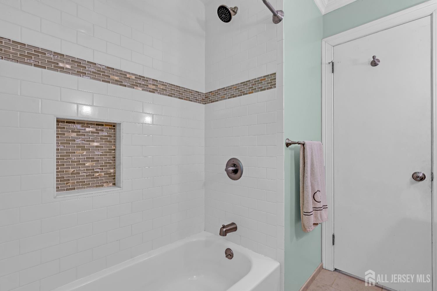 384 Gerry Road, North Brunswick, NJ, 08902 image 21