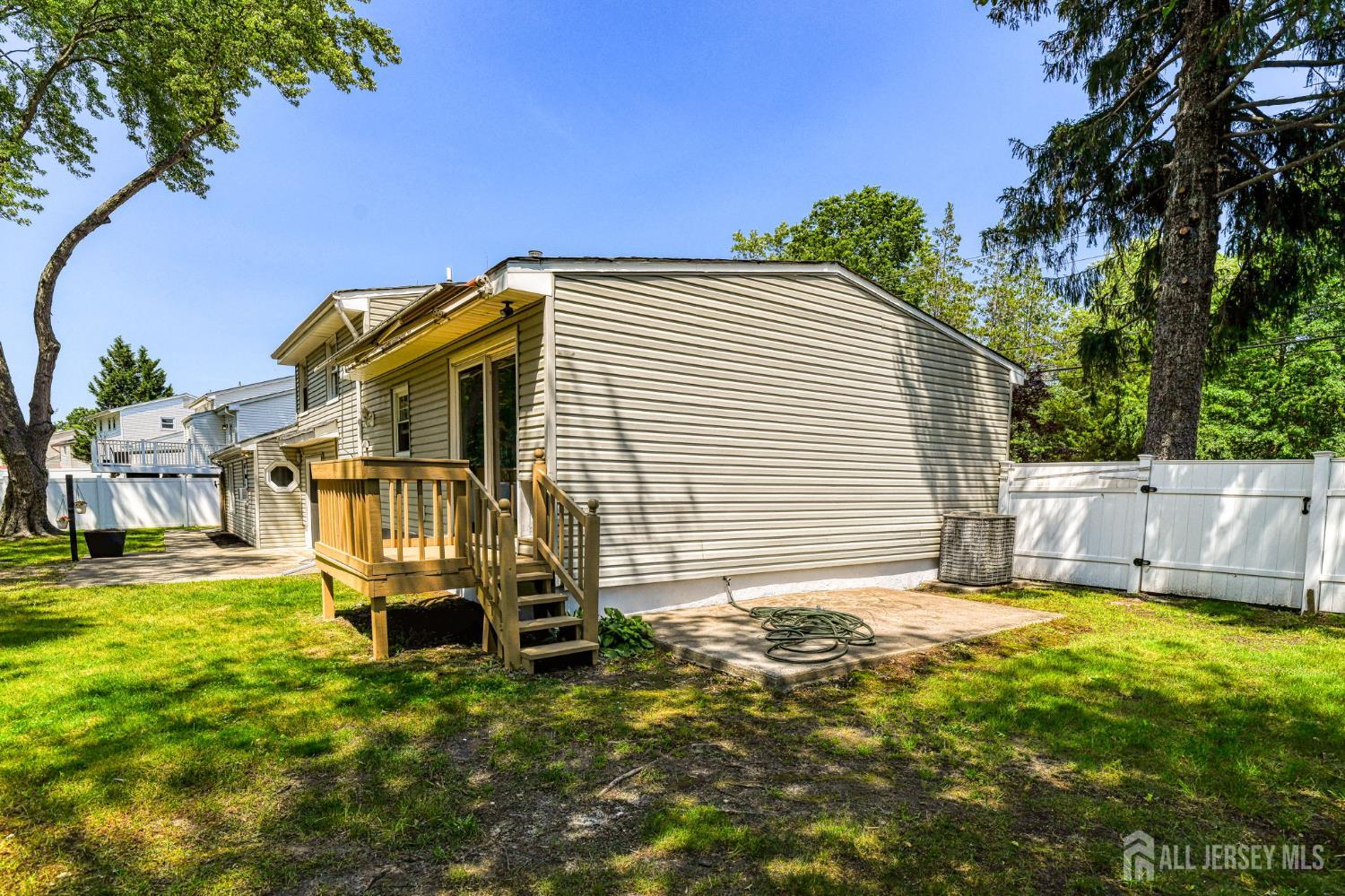 281 Cindy Street, Old Bridge, NJ, 08857 image 25